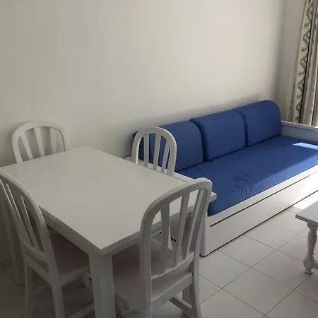Llevant Apartmán *