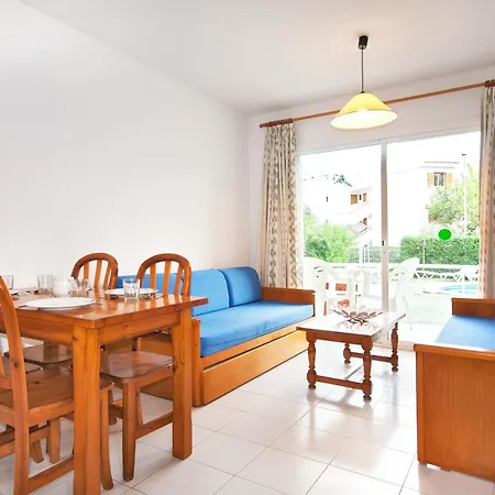 Llevant Apartmán *